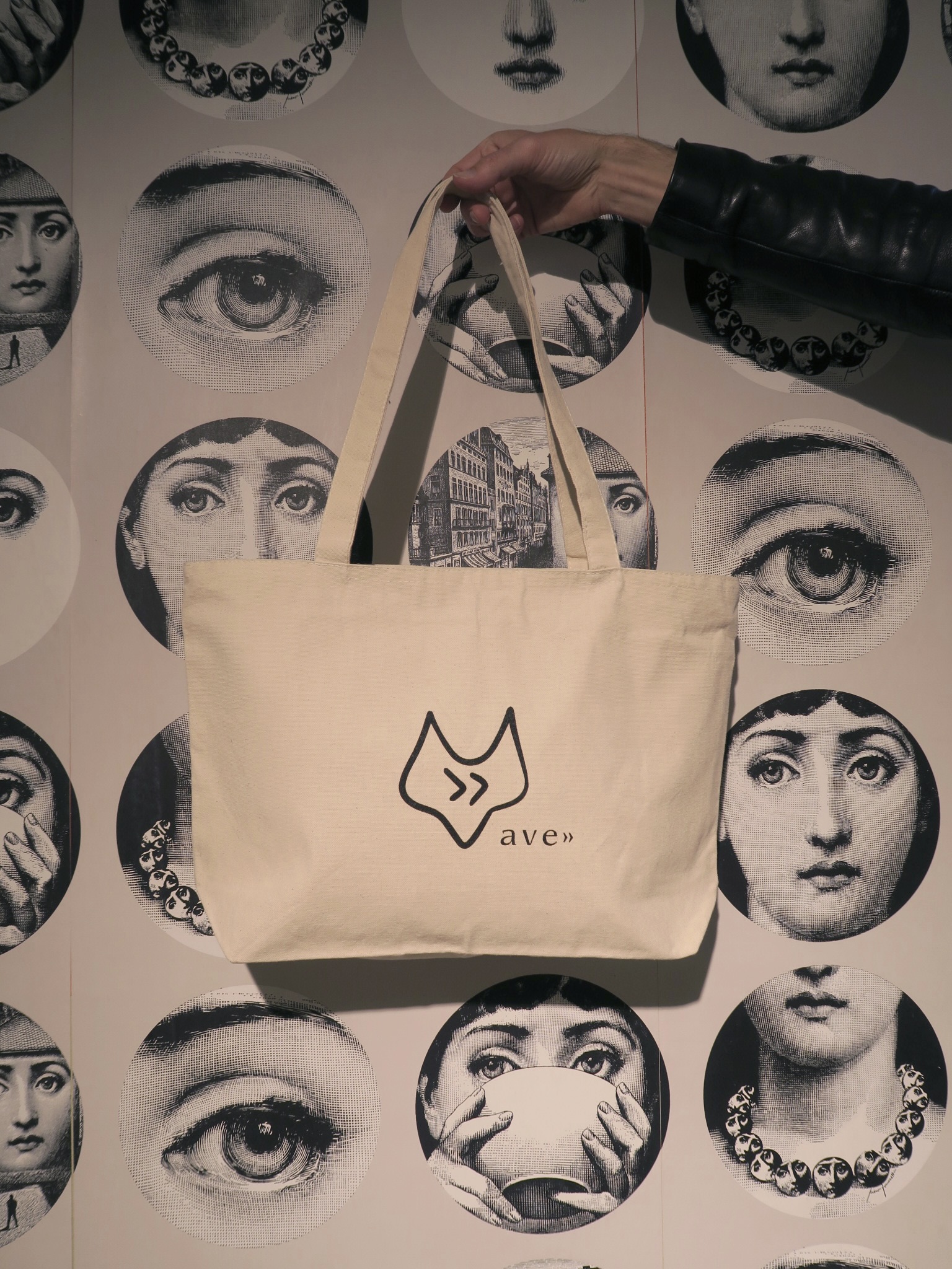 ave >> REMEMBER ZIP-BAG beige // SOLD OUT