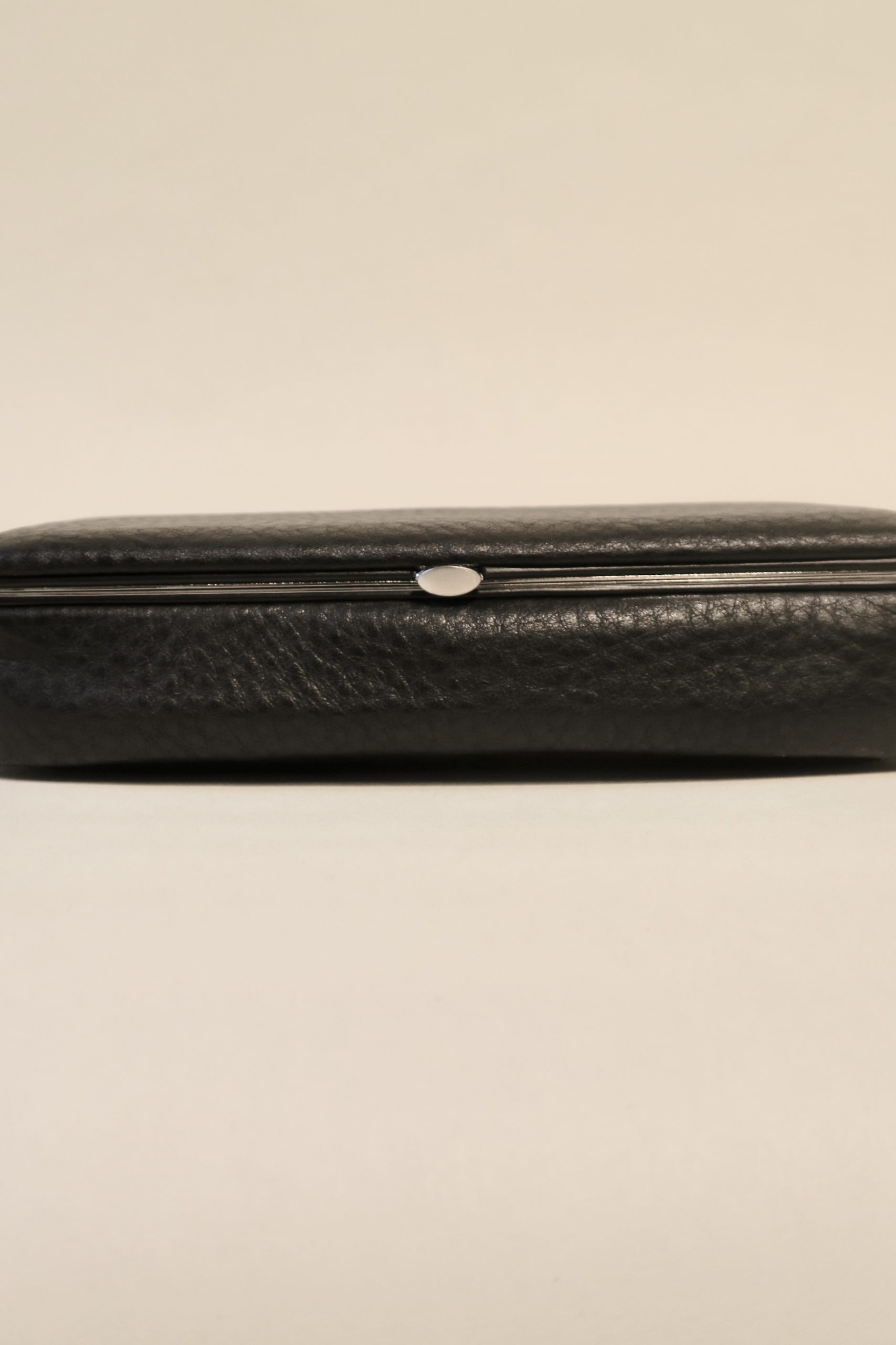 F. HAMMANN LEATHER CASE black - ave>>anziehsachen