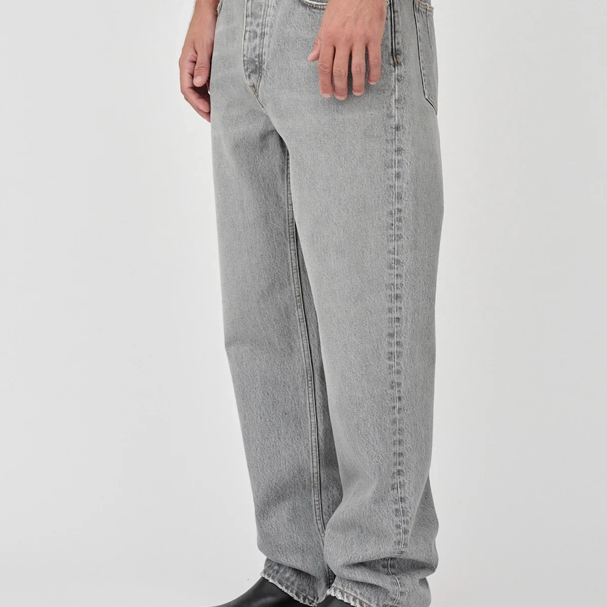 WON HUNDRED STEVE JEANS