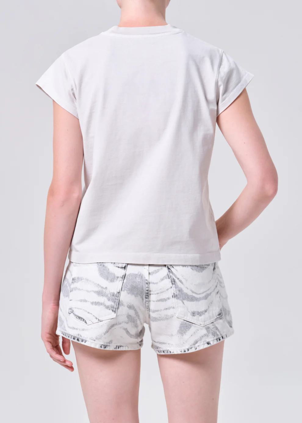 AGOLDE BRYCE CAP SLEEVE TEE bone – Bild 4