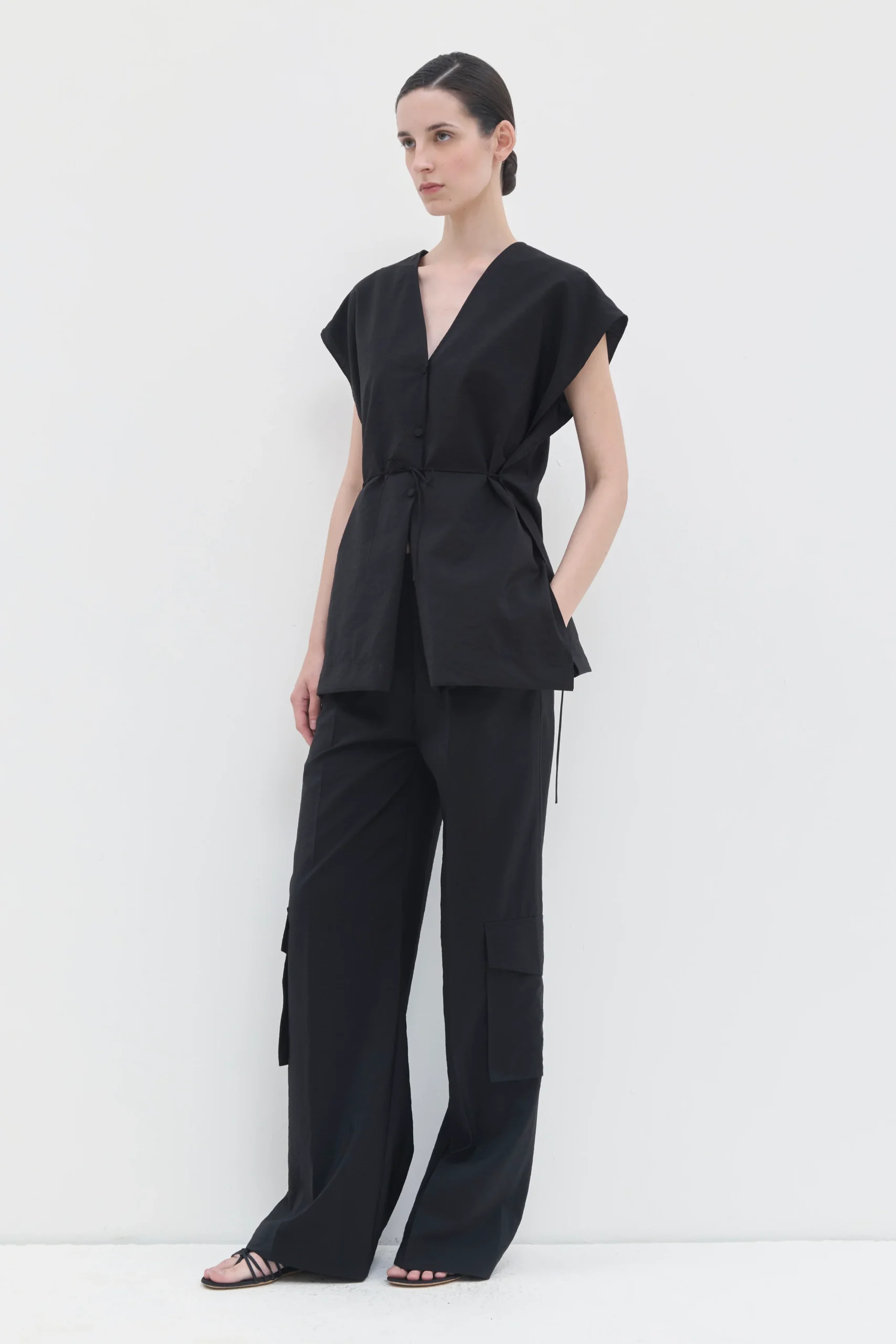 CHRISTIAN WIJNANTS TIPINI WOOL TOP black – Bild 3