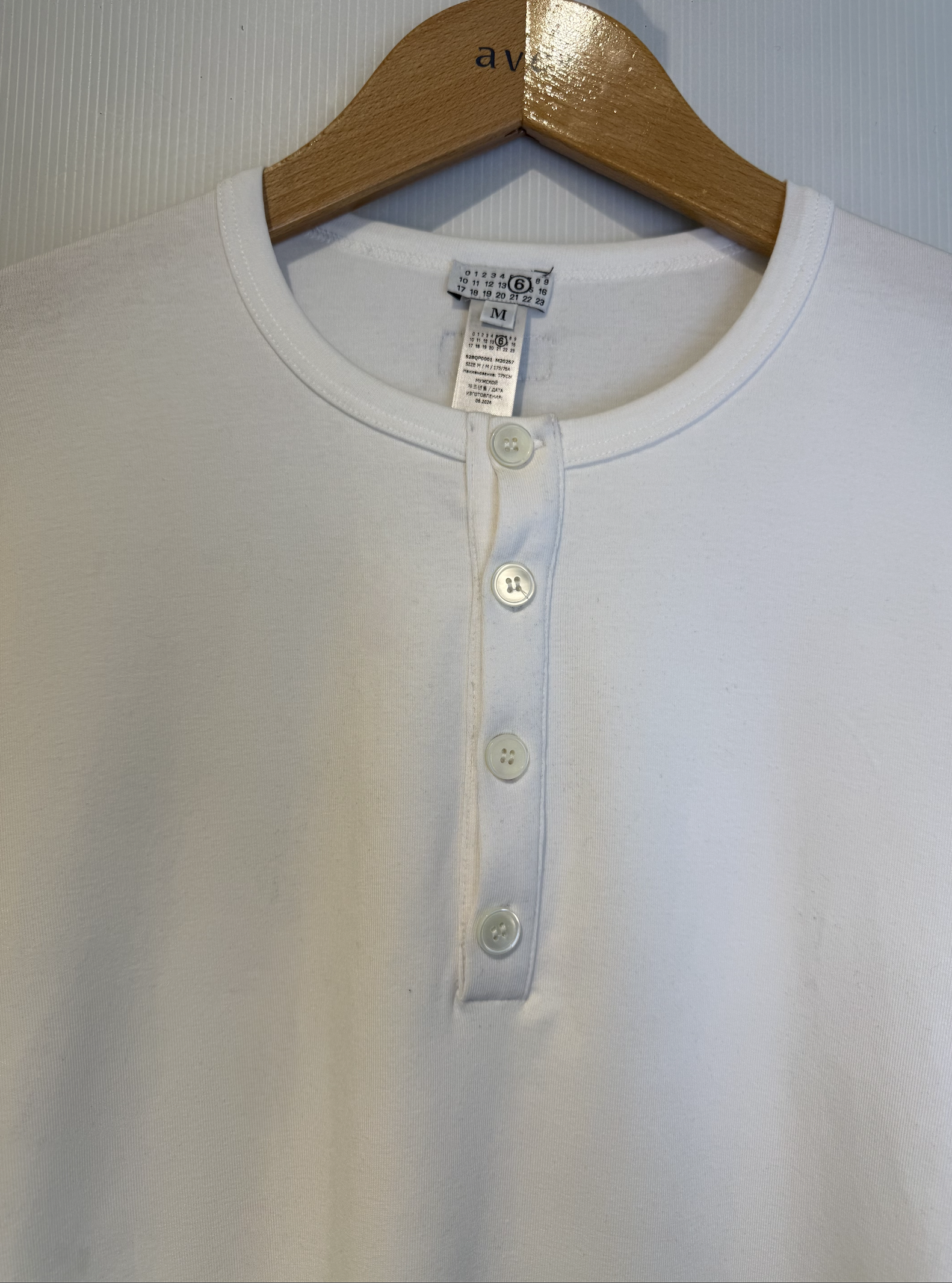MM6 MAISON HENLEY LONGSLEEVE white – Bild 2