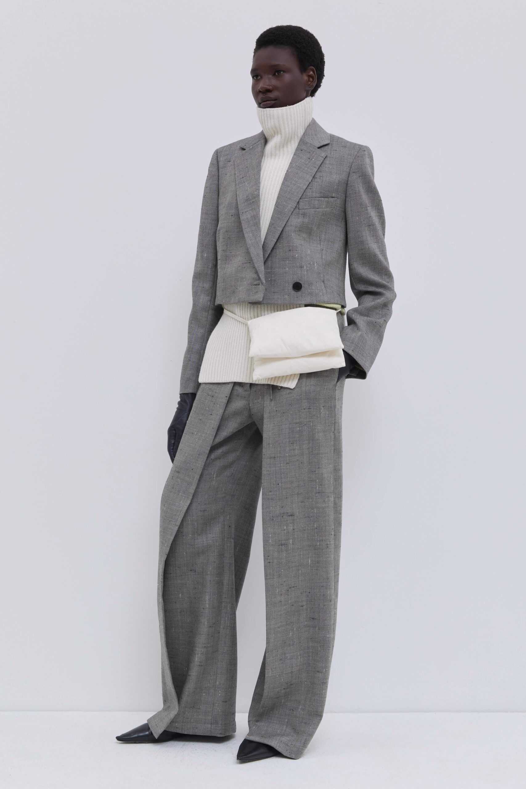 CHRISTIAN WIJNANTS JORDIA CROPPED BLAZER oat chartreux – Bild 6
