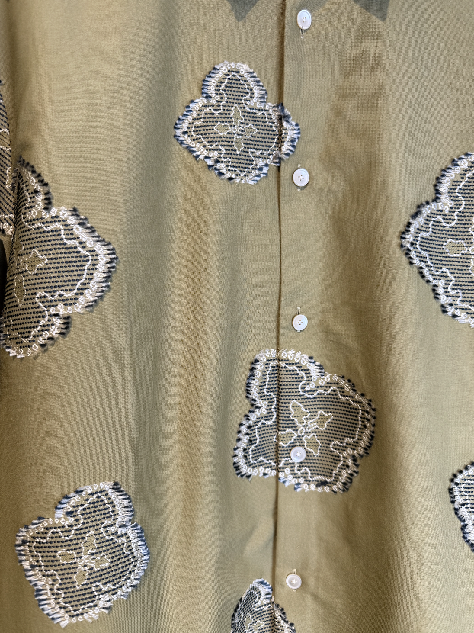 A KIND OF GUISE DERBIN SHIRT moss flower meadow – Bild 2