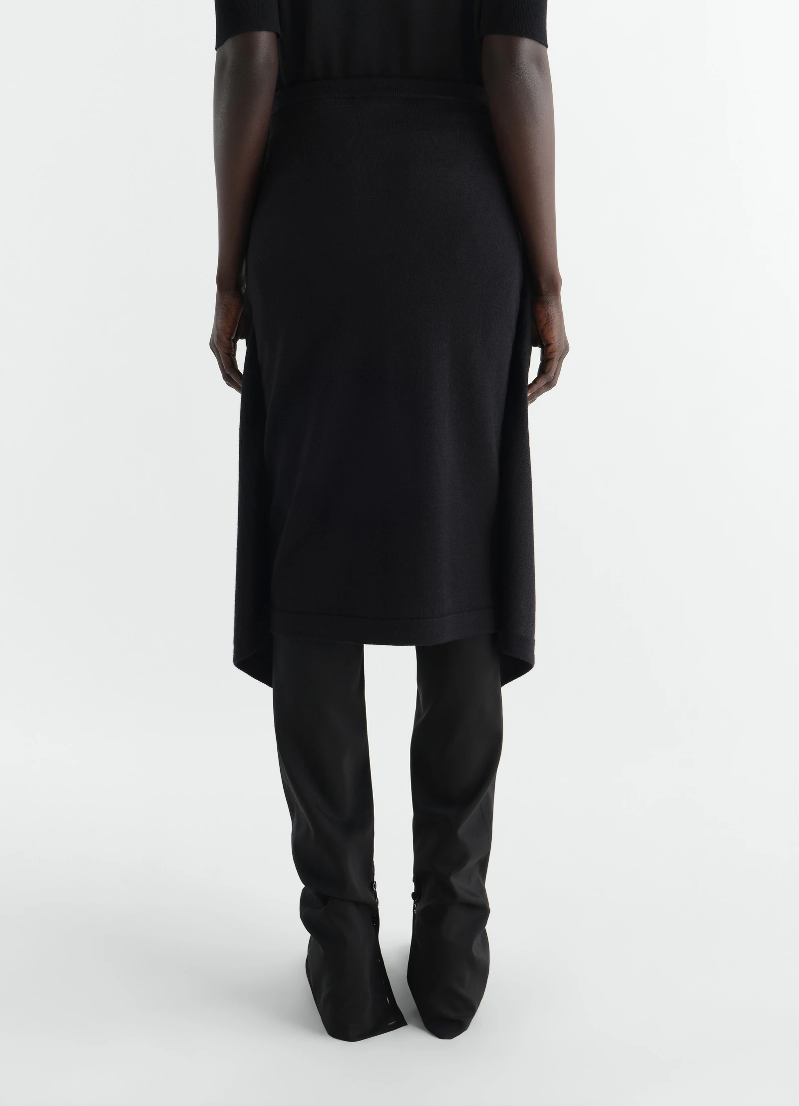 LEMAIRE BUTTONED SKIRT black – Bild 5