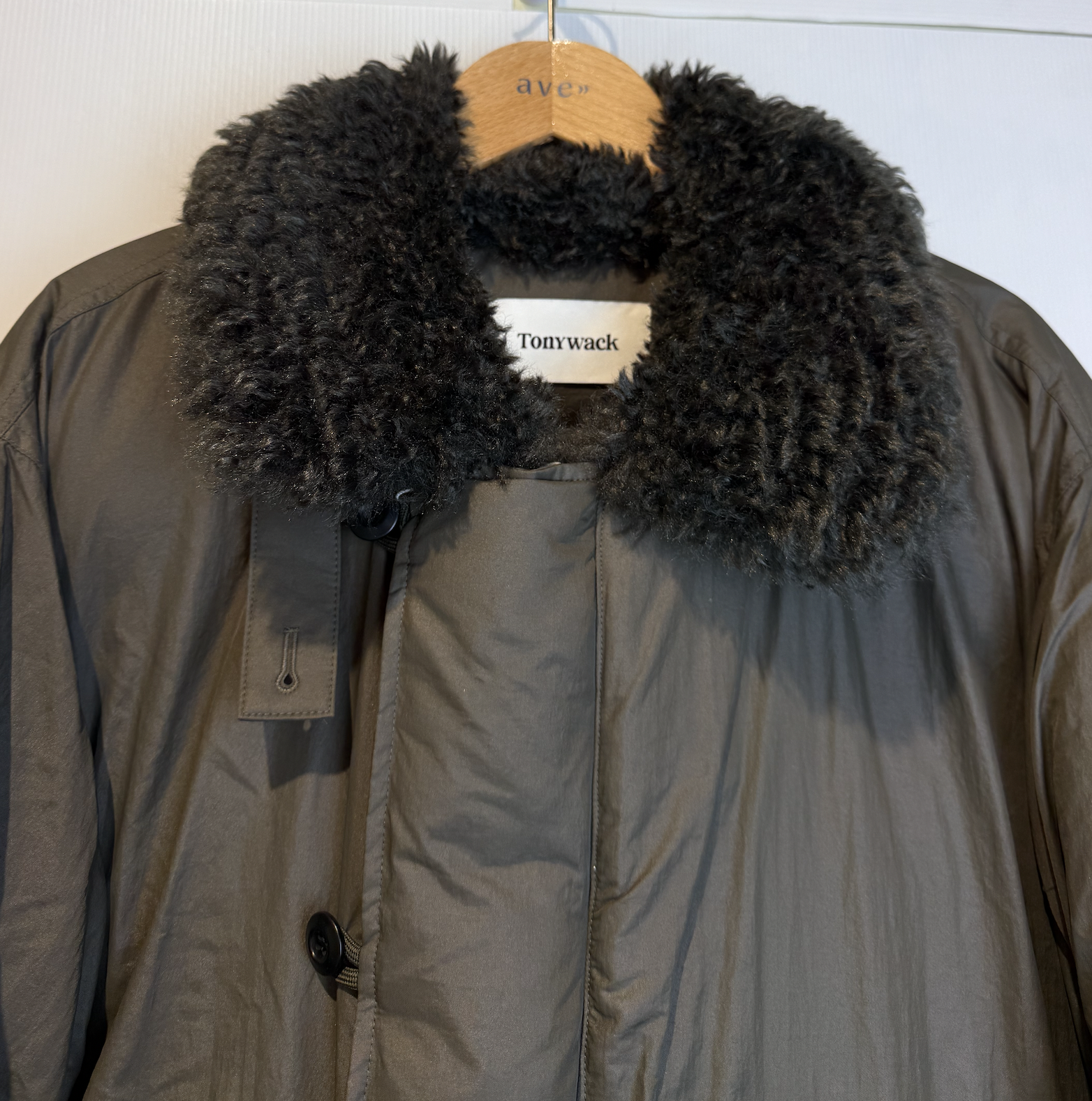TONYWACK SHEARLING COLLAR PUFFER BLOUSON olive – Bild 2
