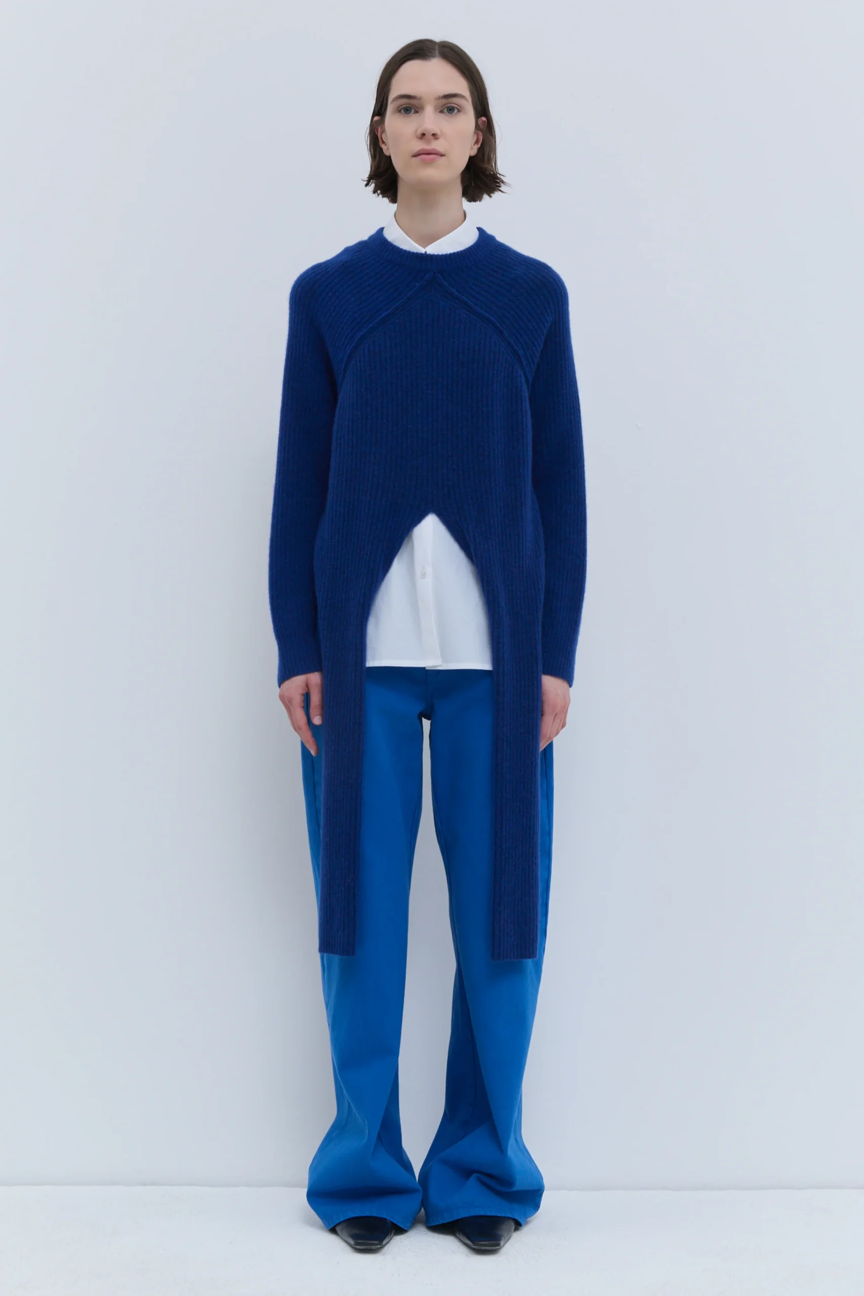 CHRISTIAN WIJNANTS KADOKA WRAPPED KNIT TOP deep blue – Bild 2