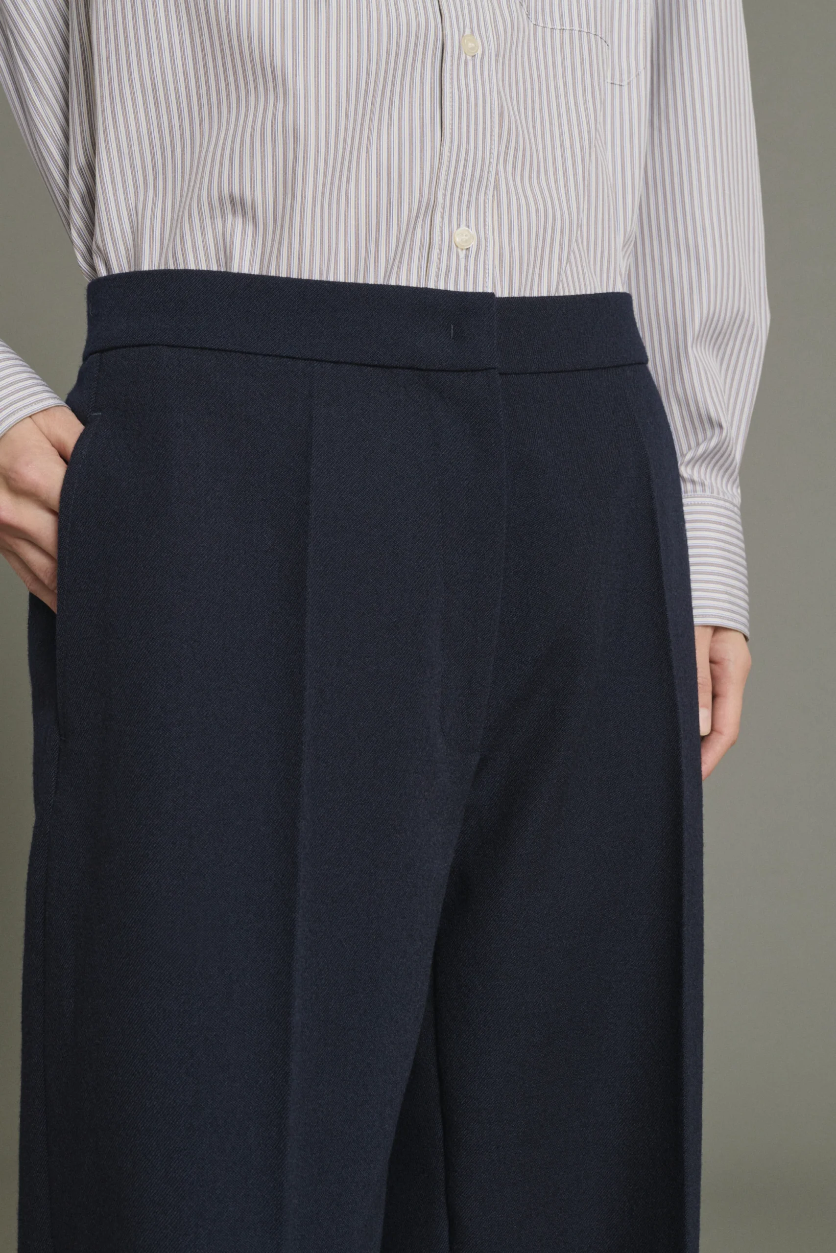 SOEUR KOBE WIDE LEG TROUSERS navy – Bild 5